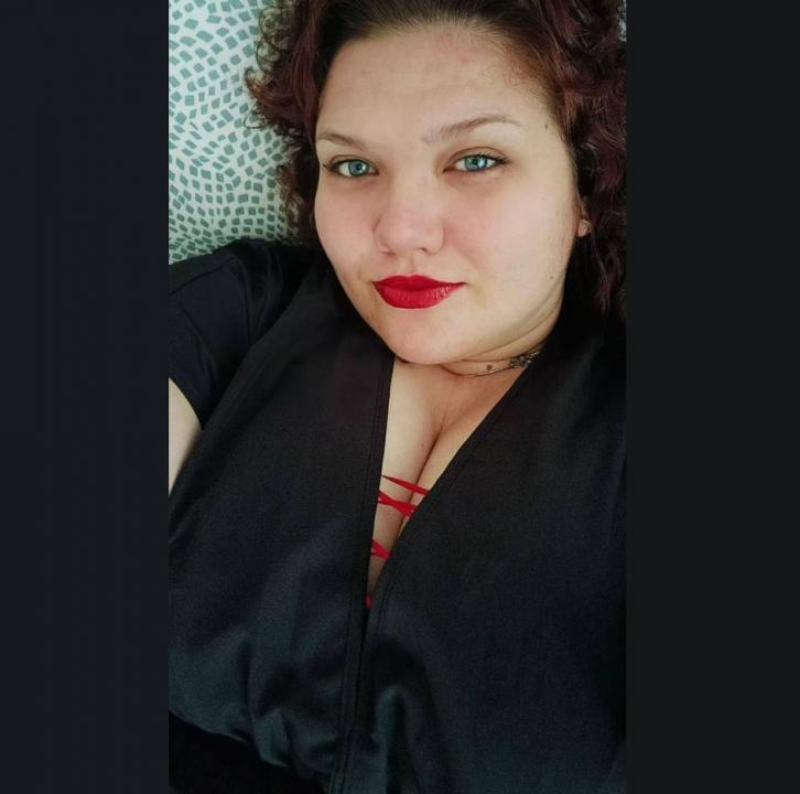 Webcam chat profile for KristinaSi: Ask about my Hobbies