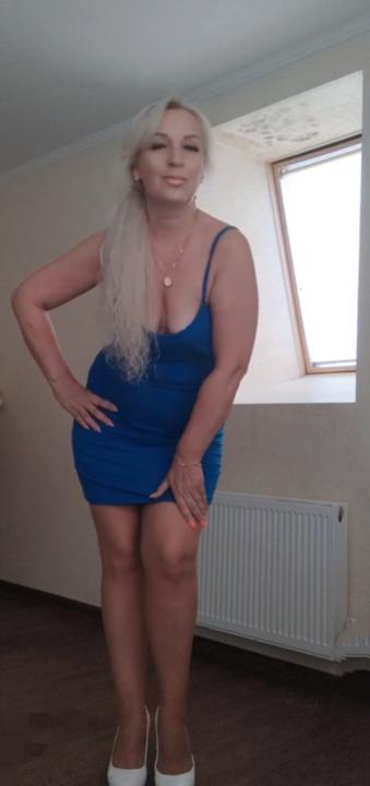 Webcam chat profile for ButterflyAlice: Nails