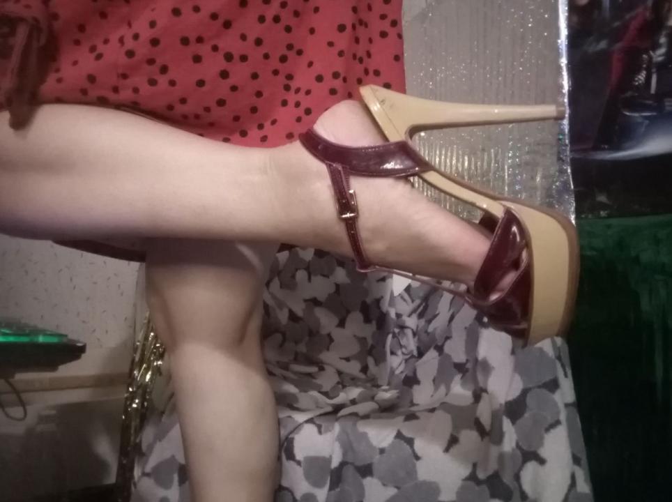 Webcam chat profile for OrangeSoul: Lingerie & stockings