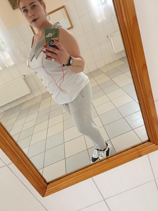 Webcam chat profile for 11PepperGirlll