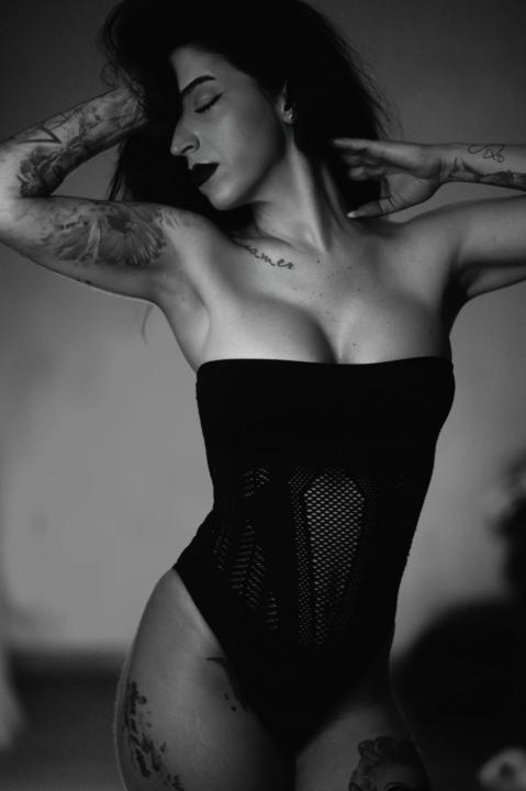 Webcam chat profile for MissJules: Dominatrix
