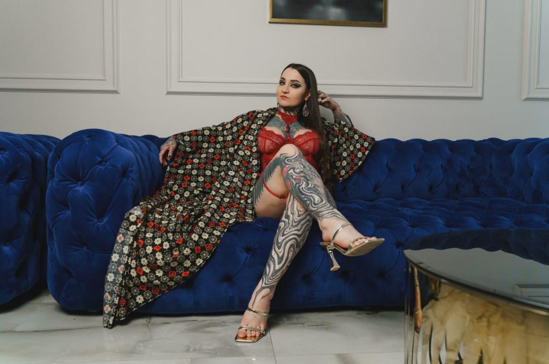 Webcam chat profile for SindelxDark: Bondage & discipline