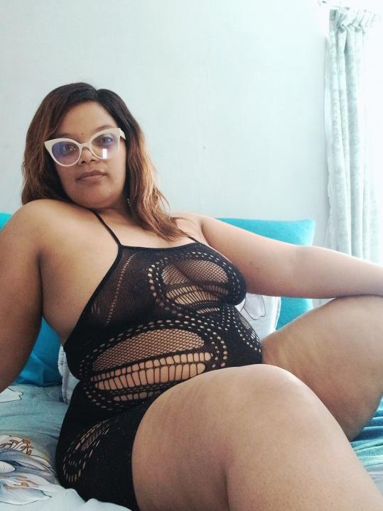 Webcam chat profile for MisslustXXX: Lingerie & stockings