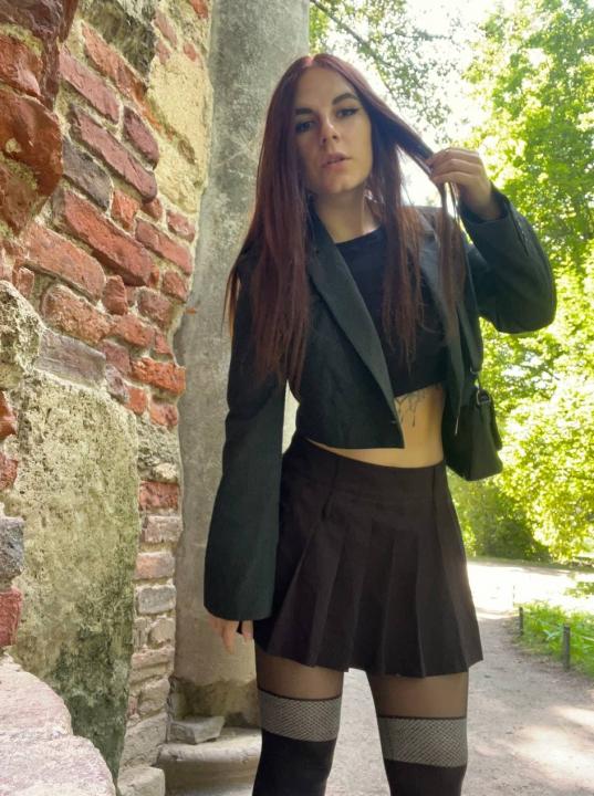 Webcam chat profile for KellyWoods: Leather