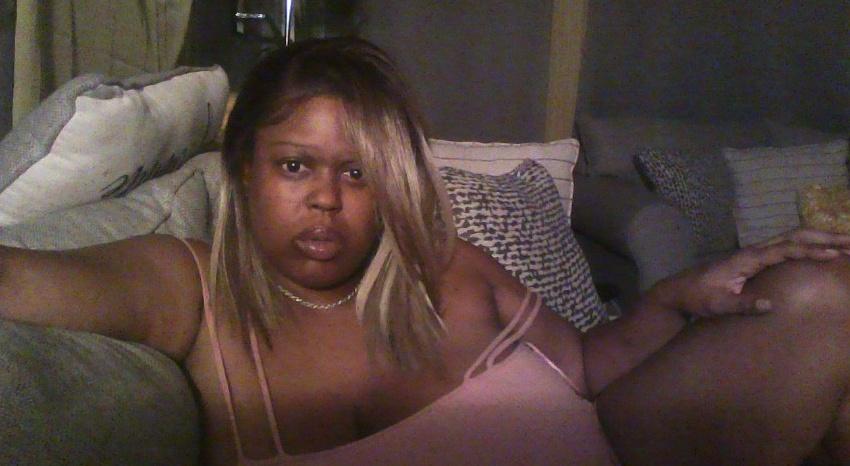 Webcam chat profile for ivy2hotty: Conversation