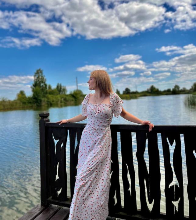 Webcam chat profile for LadyRed1919