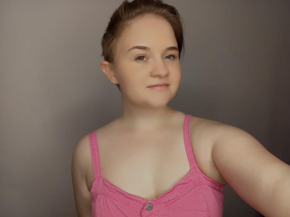 Webcam chat profile for Irissa: Leather