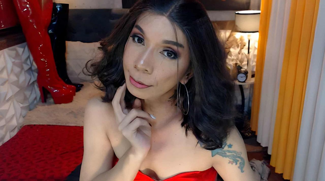 Webcam chat profile for CELINAFOX: Dominatrix