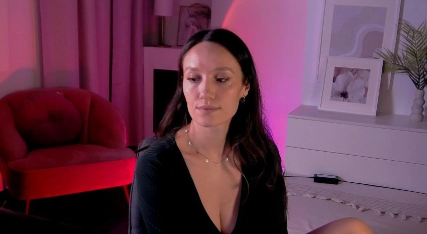 Webcam chat profile for AgnesGoddes: Legs, feet & shoes