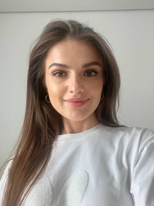 Webcam chat profile for MerryMur0: Cooking