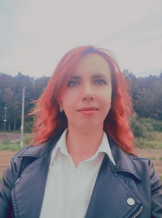 Webcam chat profile for Olyra: Ask about my Hobbies