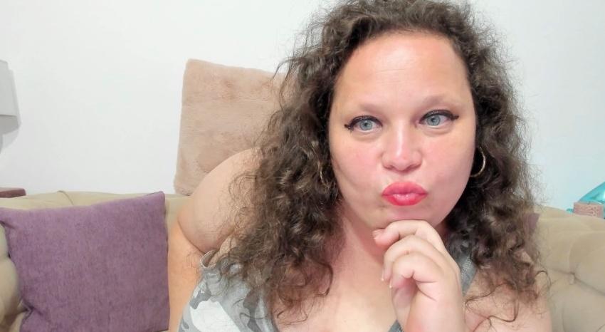 Webcam chat profile for KarolineJoyy: Leather
