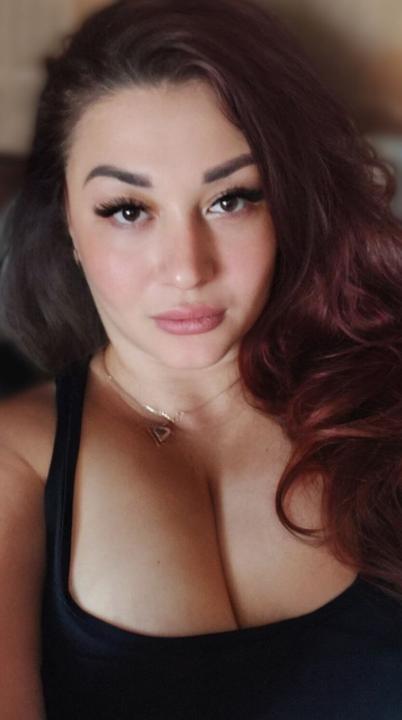 Webcam chat profile for YourSecret89: Lingerie & stockings