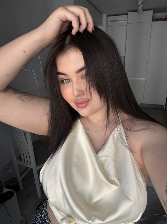 Webcam chat profile for Bright1Soul: Ask about my Hobbies