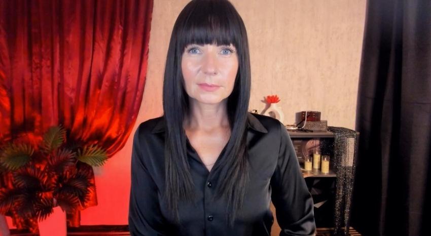Webcam chat profile for MonicaCheerful: Dominatrix