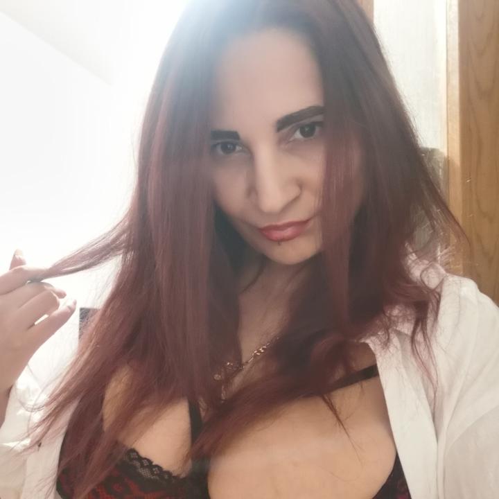 Webcam chat profile for Annelisejoy05: Nails