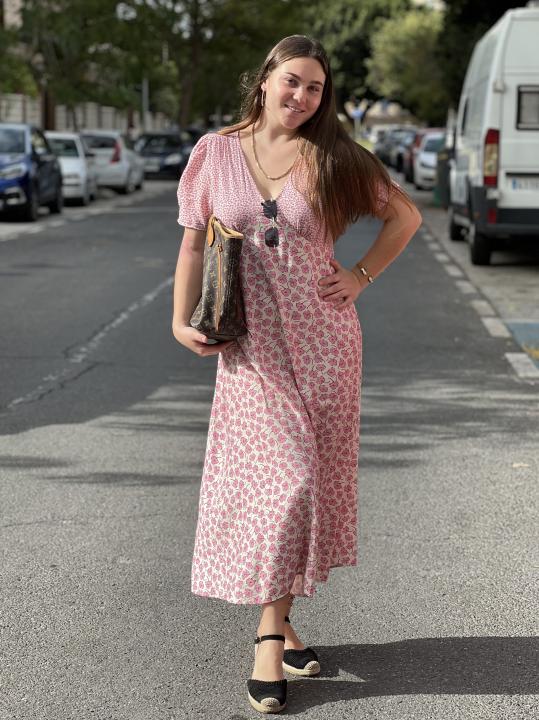 Webcam chat profile for Jeniya: Outfits