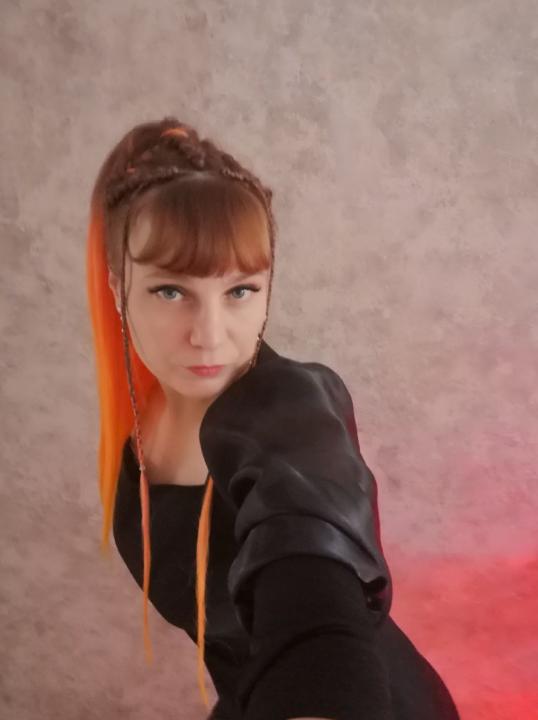Webcam chat profile for Kir1a: Ask about my Hobbies