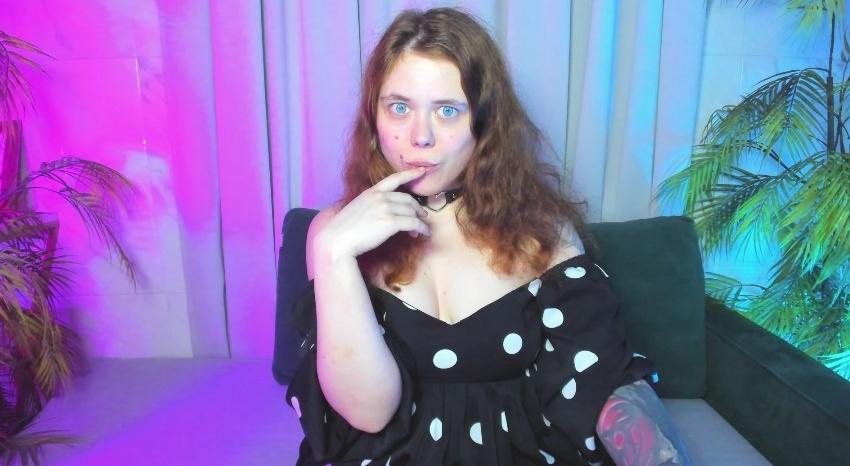 Webcam chat profile for SophiePure: Bondage & discipline