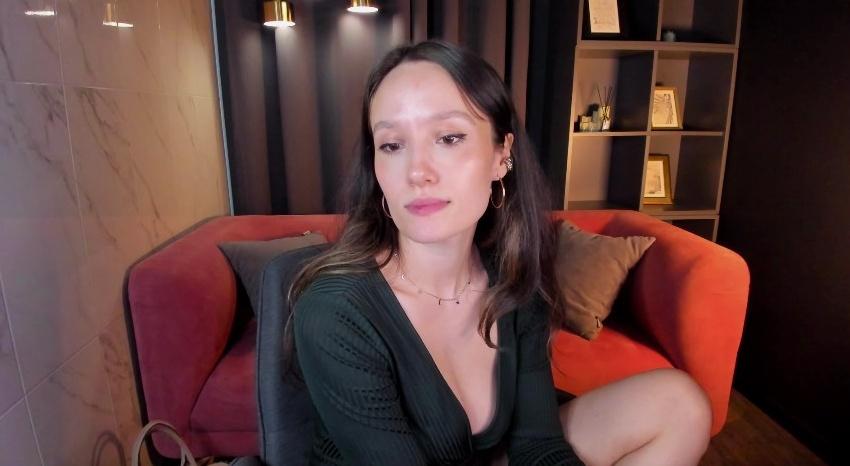 Webcam chat profile for AgnesGoddes: Legs, feet & shoes