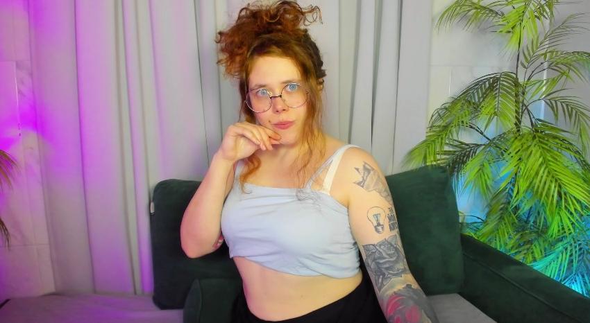 Webcam chat profile for SophiePure: Bondage & discipline