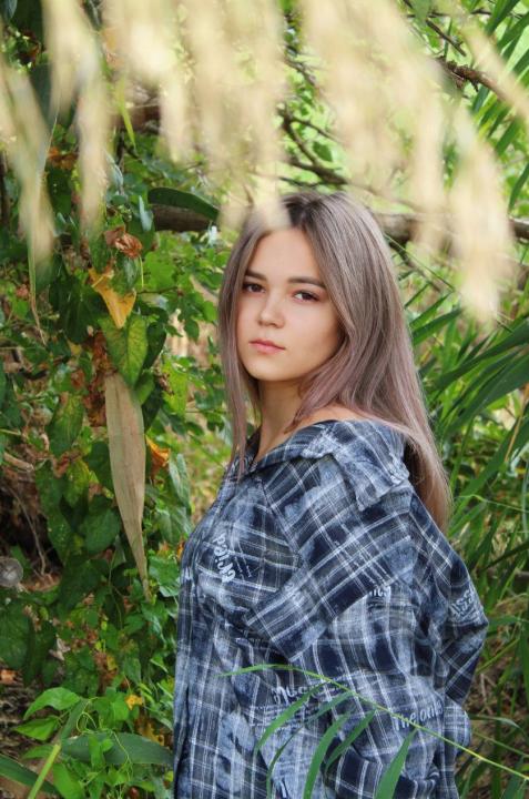 Webcam chat profile for Tavina: Dancing