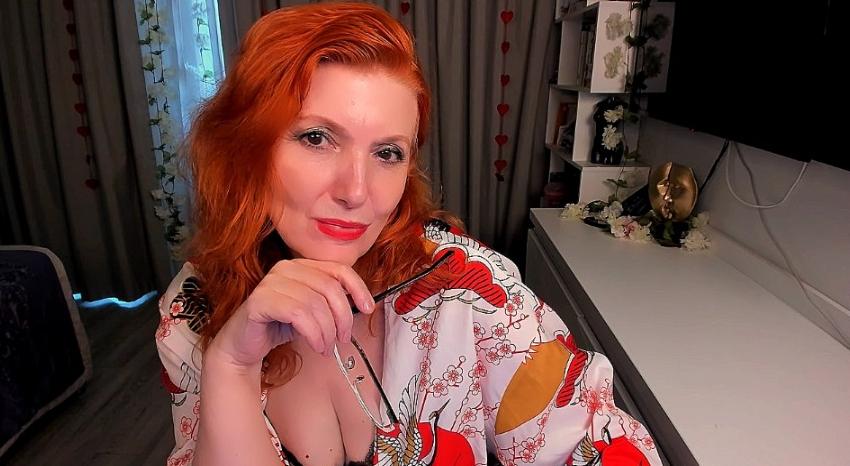 Webcam chat profile for AlmazFireFoxOne: Kissing