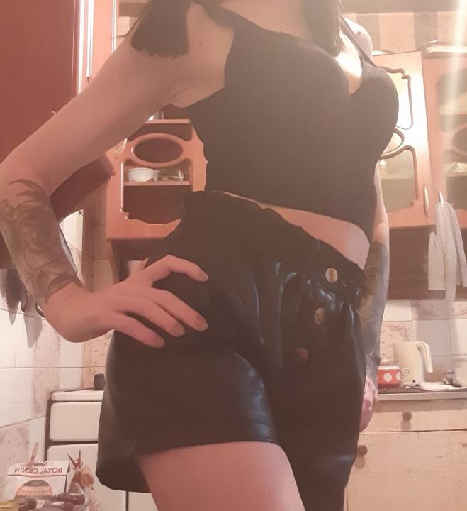 Webcam chat profile for 001Mistress