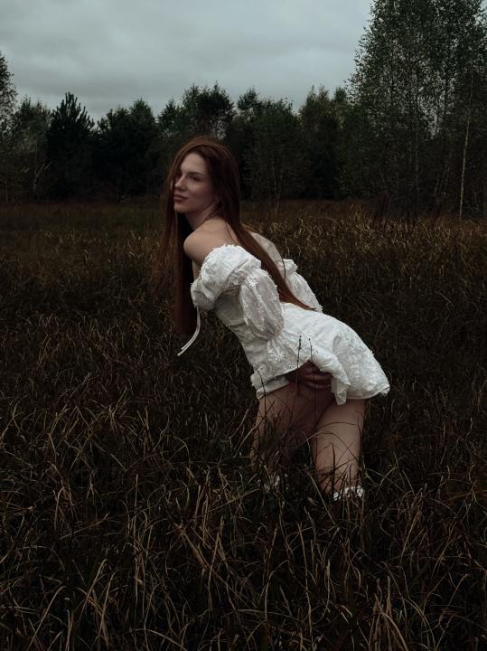 Webcam chat profile for GirlLi: Cooking