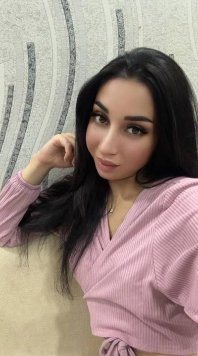 Webcam chat profile for Lum1a: Ask about my Hobbies