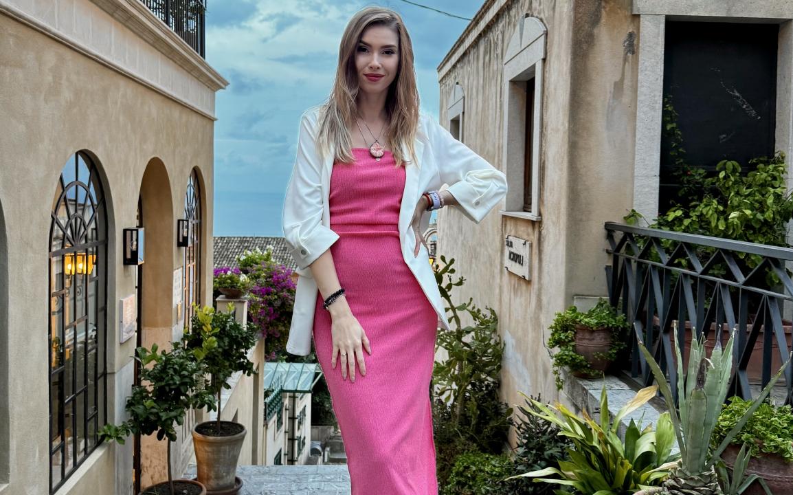 Webcam chat profile for Mavka: Cooking