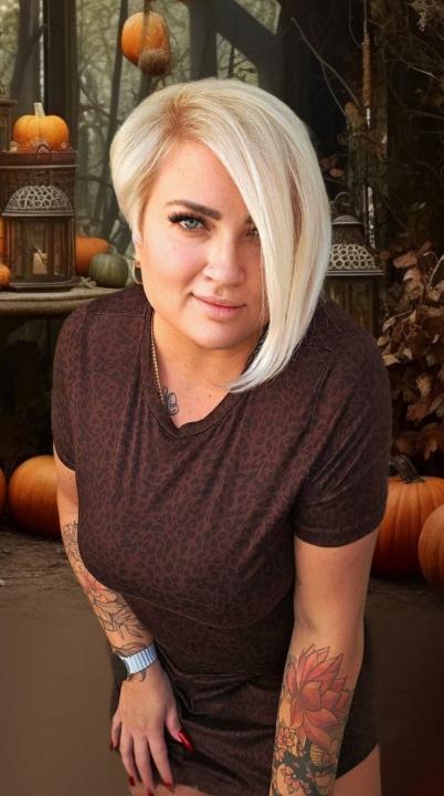 Webcam chat profile for Barbilove: Dancing