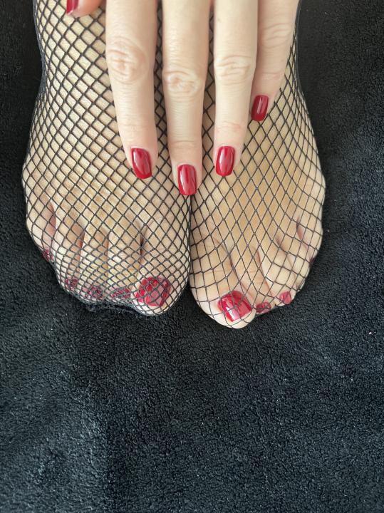 Webcam chat profile for 007YourEspecial: Kissing