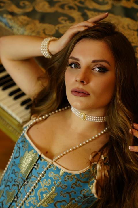 Webcam chat profile for MiyaParker: Leather