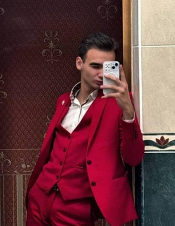 Webcam chat profile for MrTemptation: Jerking off