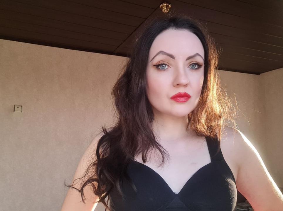 Webcam chat profile for CamillaRhodes: Dancing