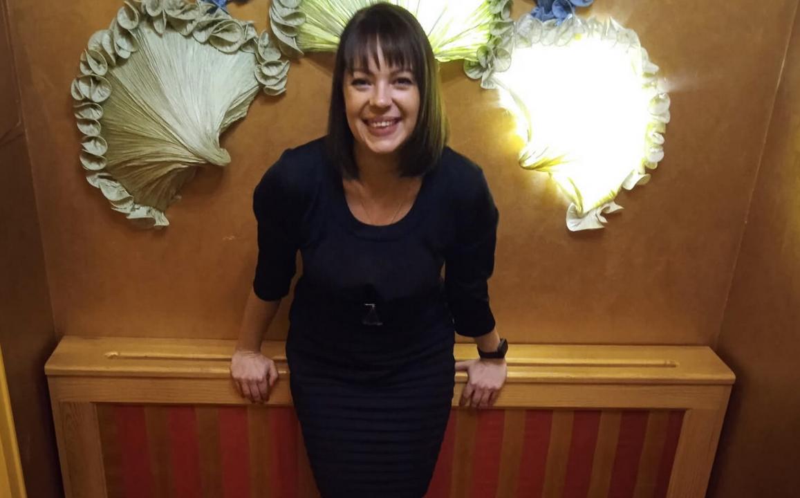 Webcam chat profile for LadyFirefighter: Dancing