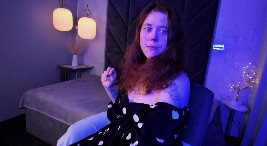 Webcam chat profile for SophiePure: Bondage & discipline