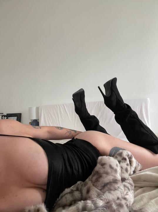 Webcam chat profile for Pamella111