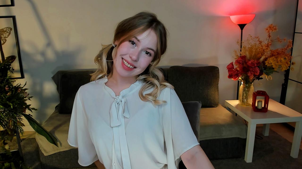 Webcam chat profile for LanaRoselle: Legs, feet & shoes