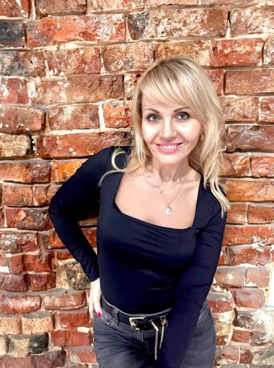 Webcam chat profile for RosePetall