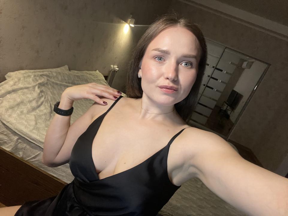 Webcam chat profile for QueenNati: Cooking