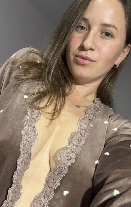 Webcam chat profile for DiamondTease