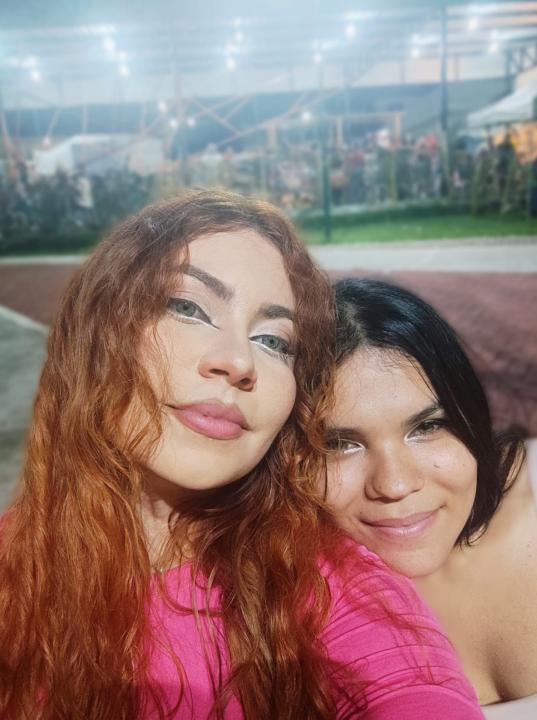 Webcam chat profile for KinkGirls: Kissing