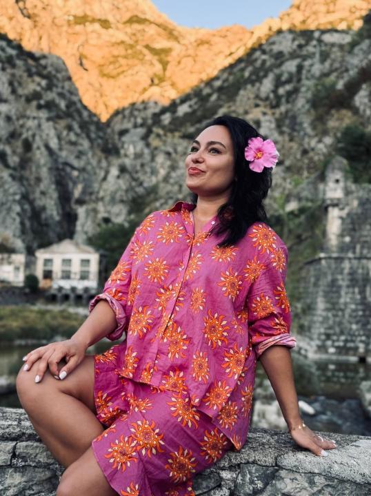 Webcam chat profile for SweetNana: Nails