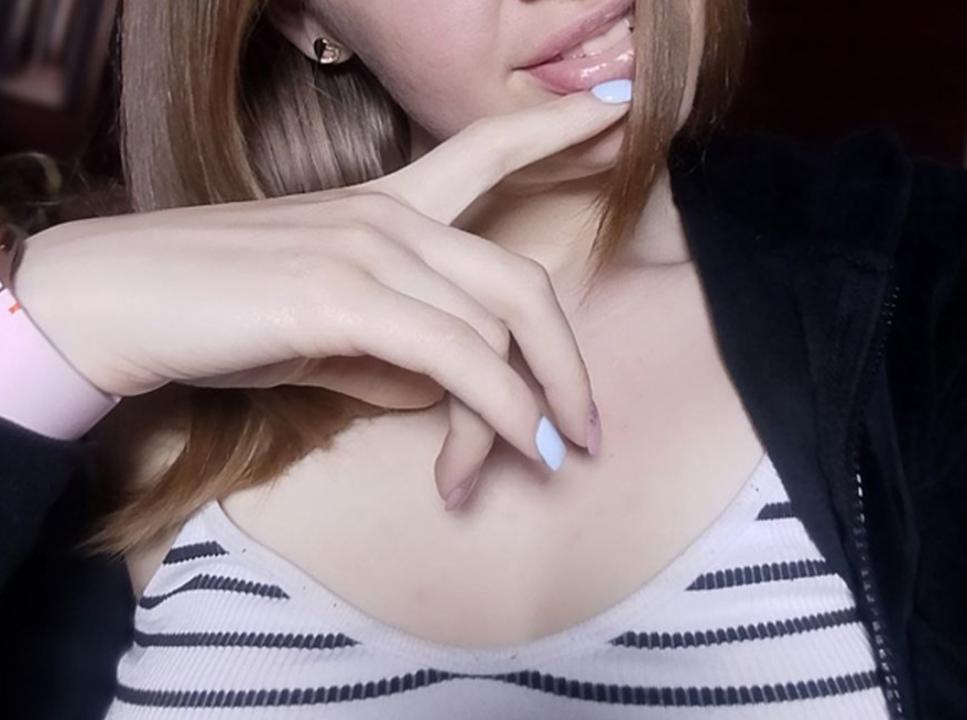 Webcam chat profile for VeronikaSkyEyes: Dancing