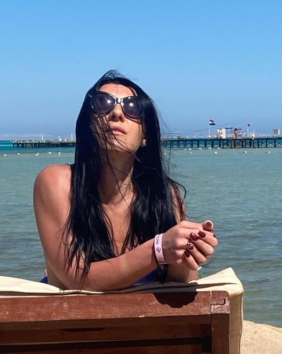 Webcam chat profile for Coralyn: Outfits