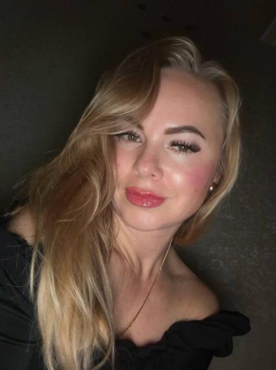 Webcam chat profile for TaliaNa: Ask about my Hobbies