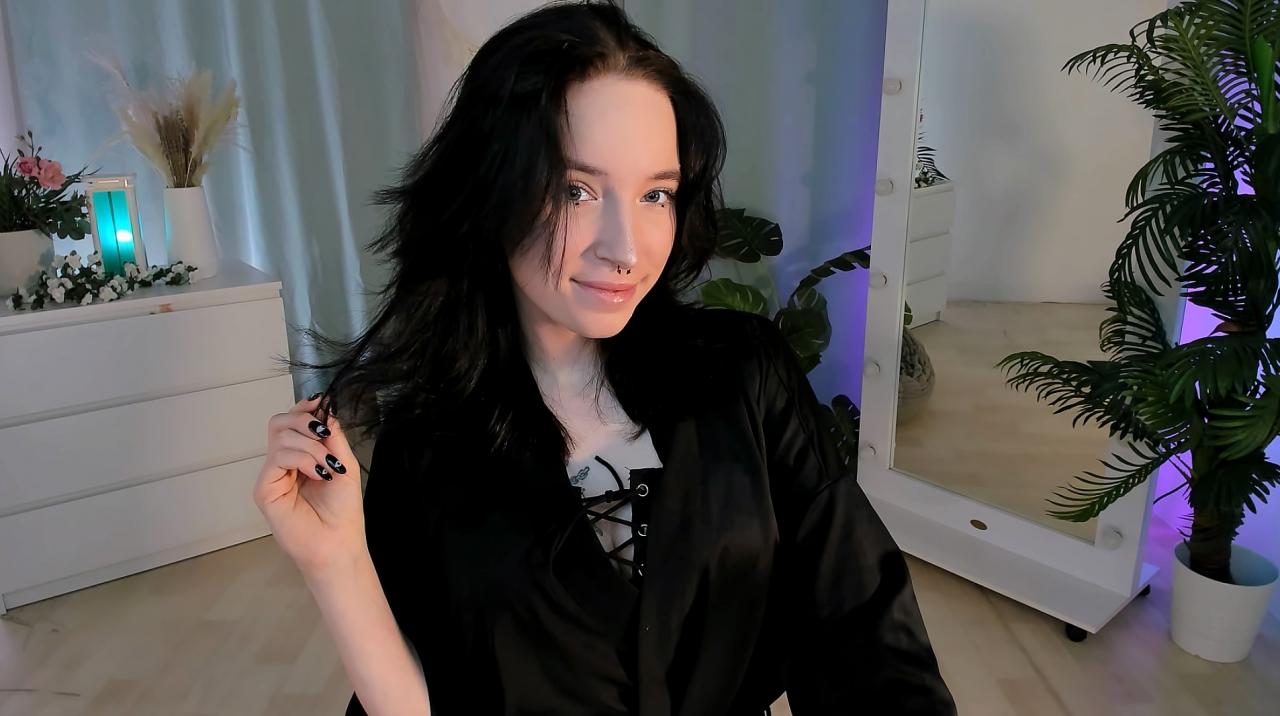 Webcam chat profile for lilithlunna: Leather