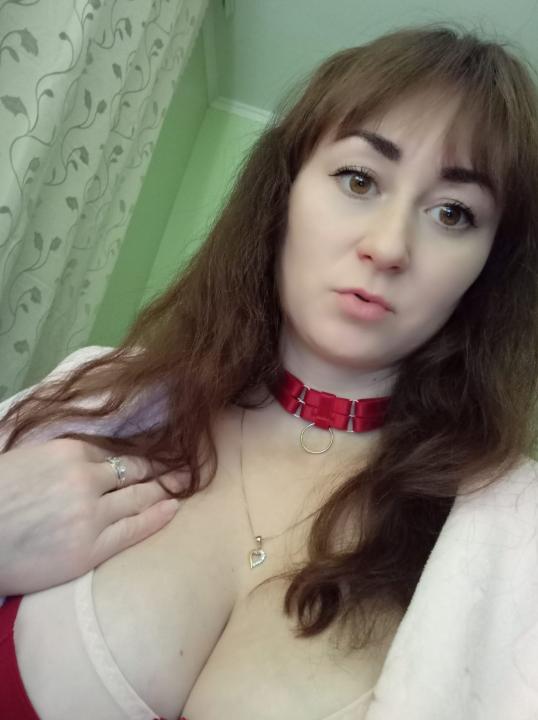 Webcam chat profile for SweetArianaKiss: Outfits